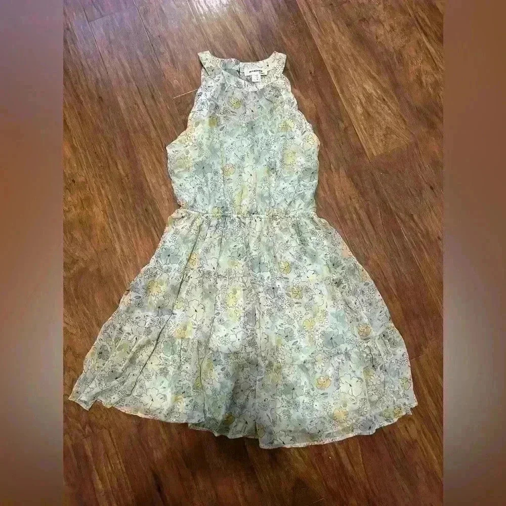 Girl’s Sleeveless Floral Print Dress Size Medium
